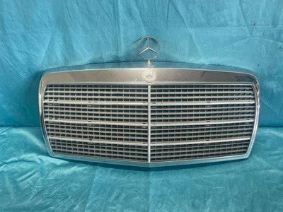 原始设备制造商 81-91 梅赛德斯 W126 420SEL 560SEL 380SE 抽油烟机散热器格栅镀铬;852 — 第 1/4 张图片