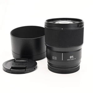 Panasonic Lumix S 85mm f1.8 L-Mount Full-Frame Lens S-S85 S Series Camera #041 - Picture 1 of 8