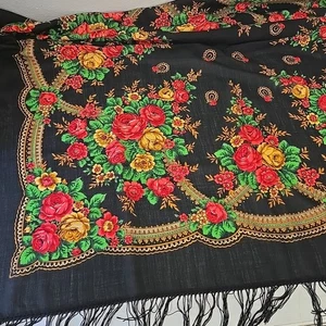Vintage Pavlovo Posad Wollschal schwarz Rose Blumen Fransen Halstuch russisch 57" quadratisch - Bild 1 von 6