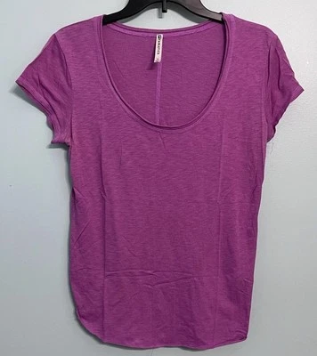 Camiseta vintage para mujer mediana Fabletics púrpura/rosa Foto 1 de 4