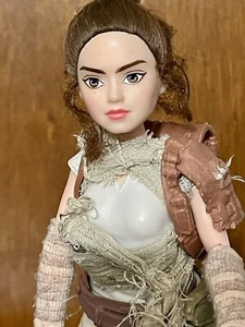 STAR WARS ACTION FIGURE DOLL DESTINY REY 11" Retired Figure Highly Detailed - Picture 1 of 3
