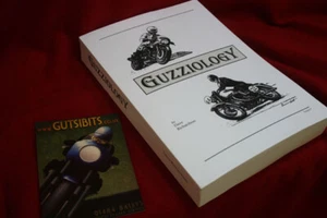 Moto Guzzi Guzziology v9 Dave Richardson Every Model - Picture 1 of 3