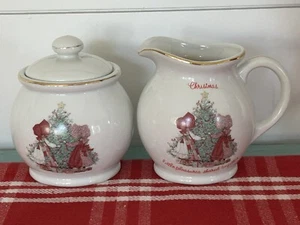 Vintage Holly Hobbie Ceramic Christmas Sugar Creamer Set 1979 EXCELLENT! - Picture 1 of 2