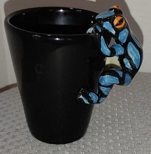 Exceptional BLUE WITCH Striped FROG Ceramic 4 1/4" Mug - Picture 1 of 10