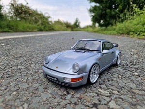 1:18 Porsche 911 Turbo Tiefer Tuning mit 19 Zoll VW Omanyt R36 Echt Alu Felgen - Picture 1 of 4