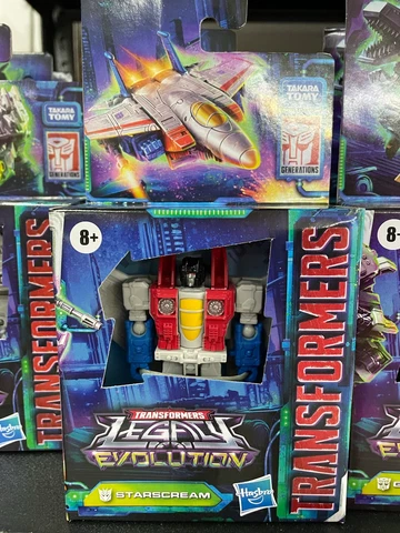Transformers Legacy Evolution Starscream Core Class IN STOCK Cover