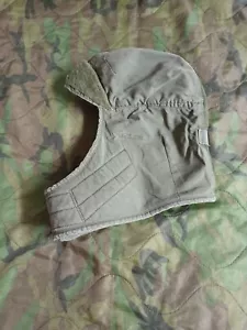 Vietnam 1974 USGI Clima Frío Aislante Casco Forro Gorra OD Verde Talla 7 Nuevo de Lote Antiguo - Imagen 1 de 4