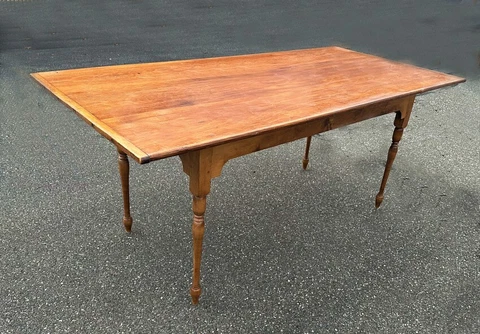 Early D. R. Dimes country pine dining table w orig Old Sturbridge Village stamp Cover