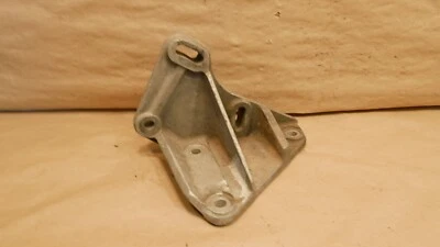 Soporte compresor de CA Ferrari 365 GT4 OEM PN 100459 Foto 1 de 4