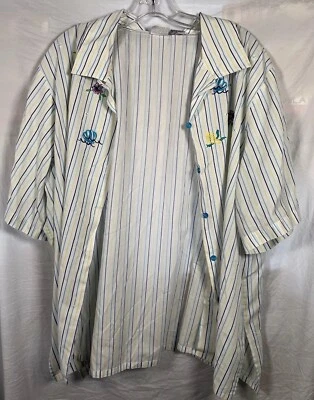 Blusa Napa Valley multicolorida listrada floral bordada abotoada manga curta 3X - Imagem 1 de 3