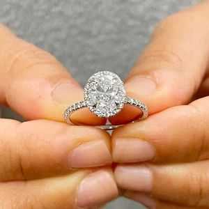 Anello di Fidanzamento Diamante Diamante Taglio Ovale Oro Bianco Solido 14k Certificato IGI Halo 1,60ctw - Foto 1 di 10