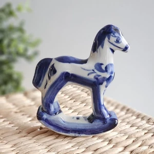 3.25" Gzhel Porcelain Horse Figurine: Hand-Painted Blue Floral Decor - Picture 1 of 5