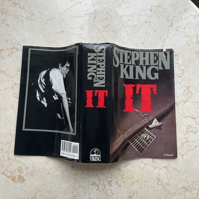 Stephen King IT 1st Printing First Edition 1986 Hard Cover With Dust Jacket - Image 1 of 4