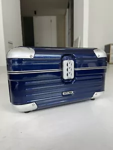 RIMOWA Limbo Beauty Case in blau - Bild 1 von 8