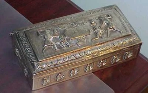 Antiguo joyero con bisagras de plata 950 jeroglíficos escenas egipcias raro - Imagen 1 de 1