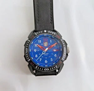 Luminox Ice-Sar Arctic Men's Watch Swiss Quartz Blue Dial Series 1000 * - Picture 1 of 11