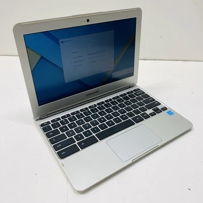 Samsung Chromebook (XE303C12) 11.6" Procesador Intel Celeron Chrome OS Foto 1 de 4