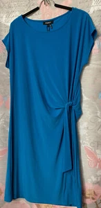 Abito donna DKNY taglia L-MIDI blu raccolto laterale manica corta elasticizzato nuovo con etichetta - Foto 1 di 9