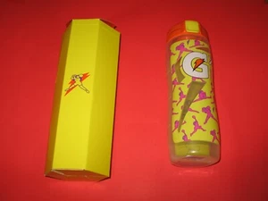 Limited Edition 2022 Gatorade GX Water Squeeze Bottle 30oz Serena Williams NEW - Picture 1 of 6