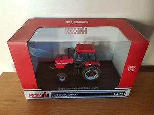 UH CASE/IH 1494 2WD TRACTOR 1/32 SCALE - Picture 1 of 3