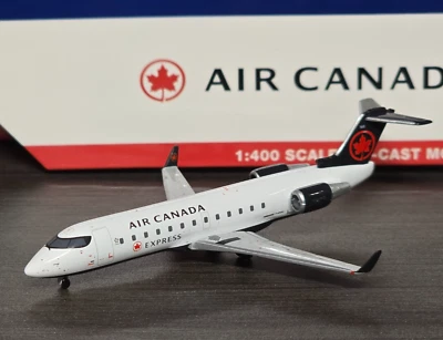 Gemini Jets 1:400 Air Canada Express Bombardier CRJ-200 C-FIJA GJACA1862 - Image 1 of 4