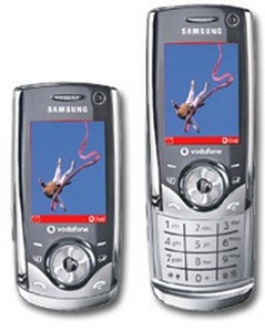 SAMSUNG U700 TOUCH SLIDE MOBILE PHONE - UNLOCKED WITH NEW CHARGAR AND WARRANTY