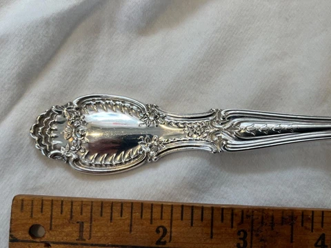 Tiffany & Co Richelieu Sterling Silver 9” Serving Vegetable Spoon 124 grams Cover
