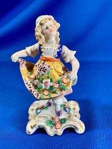 BEAUTIFUL DRESDEN PORCELAIN FIGURINE GIRL IN FLOWER STREWN DRESS - Picture 1 of 9