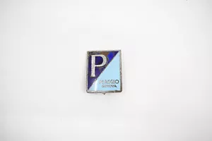 Original Piaggio Paccagnini Vespa logo coat of arms preserved - Picture 1 of 2
