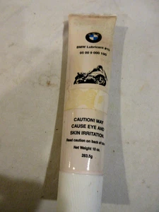 BMW Lubricant #10 Part #95 00 9 000 190 Full Tube - Picture 1 of 4