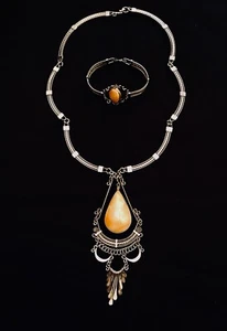Vintage 2pc Necklace/ Bracelet Set Silver Metal Peach Stones NW Indian Artisans - Picture 1 of 12