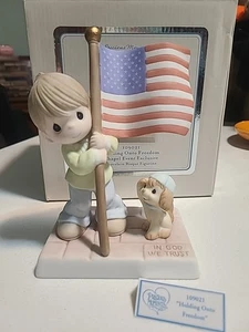 Precious Moments figurine Holding Onto Freedom Double Signed Flag Patriotic USA - Picture 1 of 7