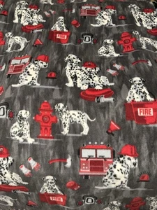 Anti Pille Fleece Stoff Meterware - Dalmatiner und Hydranten - Bild 1 von 1