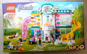 2022, Sealed, LEGO FRIENDS Set: Pet Day-Care Center  41718 New - Picture 1 of 4