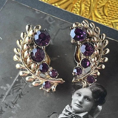 Vintage STAR 1” Earrings – Gold Tone Leaf Design w/ Purple Glass Stones –Clip On - Image 1 of 4