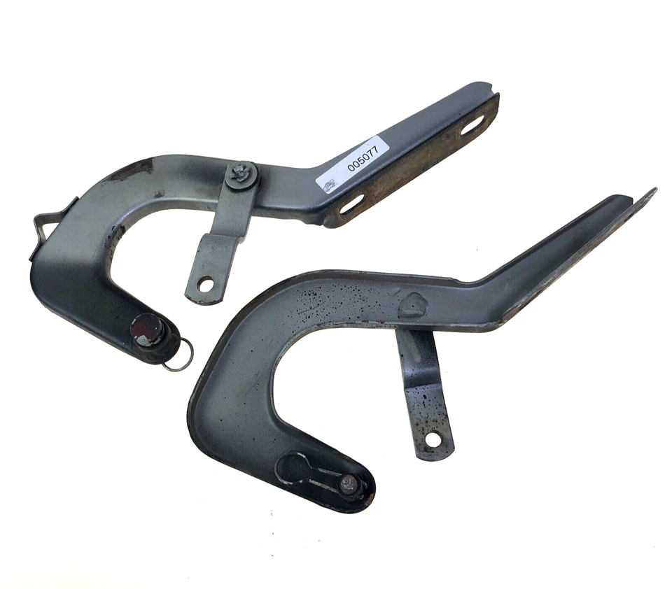 Alfa Romeo Spider Trunk Lid Hinges Pair 71-94  105/115 w/Hinge Bolts Foto 1 de 4