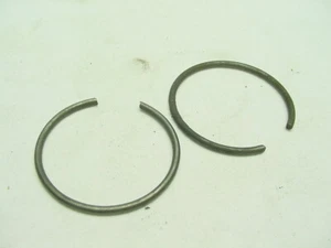 NEW NOS BSA GOLD STAR A10 A7 B34 ARIEL FRONT FORK BEARING CLIP PART # 29-5320 H1 - Picture 1 of 2
