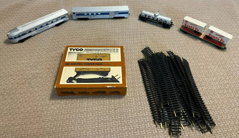 Tyco trenes eléctricos vía y fuente de alimentación en buen estado Foto 1 de 4