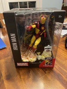 IRON MAN #256 MARVEL COMICS FIGURE MCFARLANE TOYS COLLECTION BRAND NEW - Picture 1 of 5