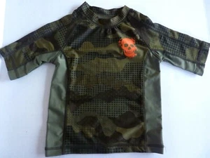 Old Navy Boys Shark Swim Shirt Size 5 Green with Skull - Picture 1 of 3