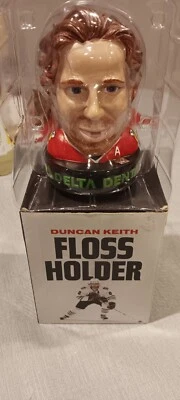 Duncan Keith новый Chicago Blackhawks "зубы" держатель нити SGA 3/5/20 никогда не использовался - Изображение 1 из 3