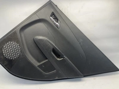 Panel de moldura de puerta de pasajero trasero derecho interior Chevrolet Sonic SDN 12-20 Q Foto 1 de 4