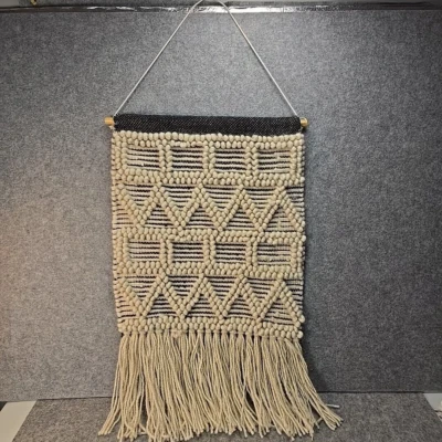 Lana Macramé Arte Colgante de Pared Negro Crema Geométrico Flecos Texturizado 31x19" Boho Foto 1 de 4