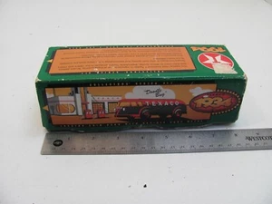 Ertl B195 1934 Diamond T Texaco Doodle Bug Tank Truck in 1:39 scale - Picture 1 of 7