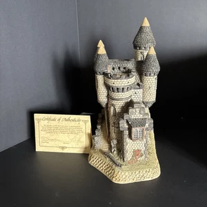 Vintage David Winter Cottages Macbeth's Castle Scottish Collection Mint Gothic - Picture 1 of 10