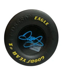 Dale Earnhardt Jr. Mini neumático firmado Good Year (Jr Motorsports) - Imagen 1 de 2