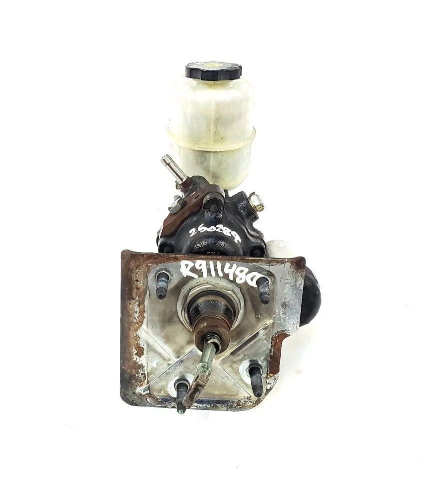 Hummer H2 2003 2007 OEM potenciador de freno con cilindro maestro  Foto 1 de 4