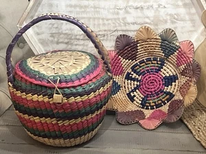 VTG Woven Rattan/Straw Basket/Lid/handles & coil wire rim basket set of 2 - Picture 1 of 24