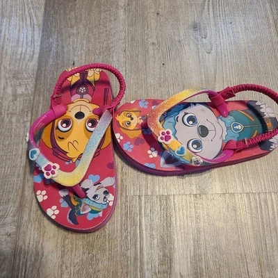 Неизвестный бренд размер 7-8 малышей девочек лапа патруль сандалии - Изображение 1 из 4