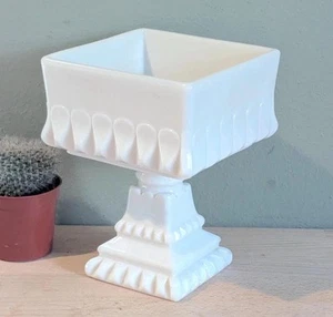Vintage Milk Glass Jeanette Wedding Dish Pedestal Ornate Serving Dish Trinket - Picture 1 of 7